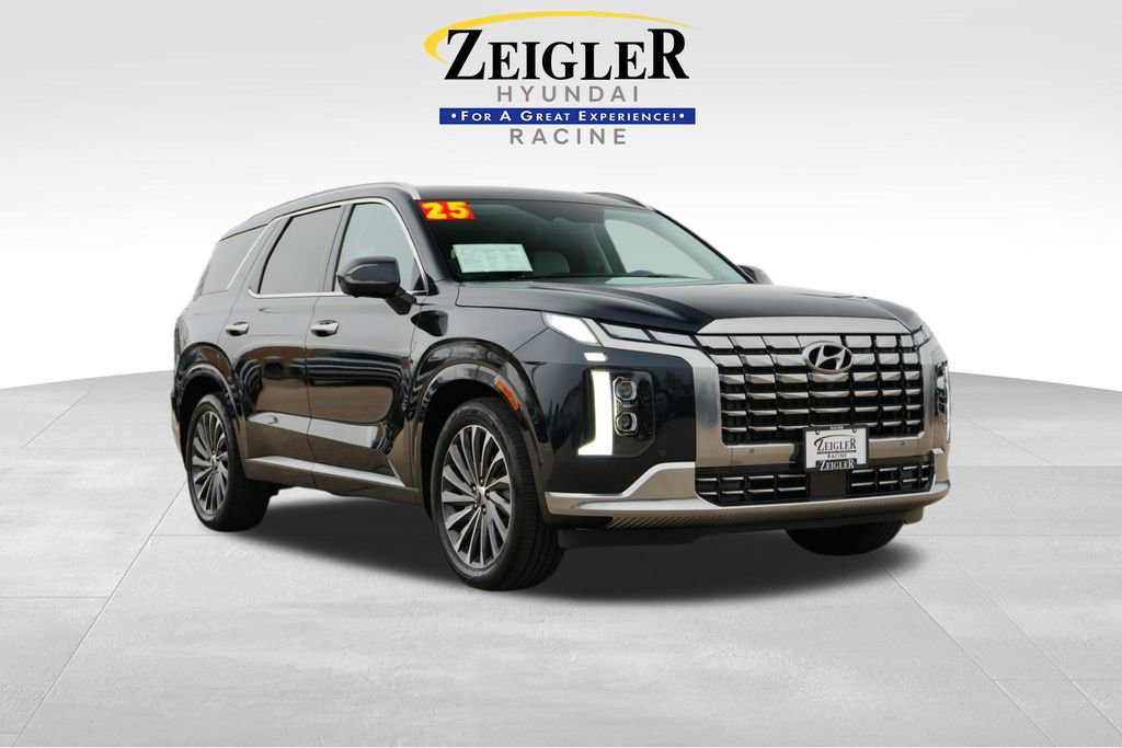 Used 2025 Hyundai Palisade Calligraphy image 1