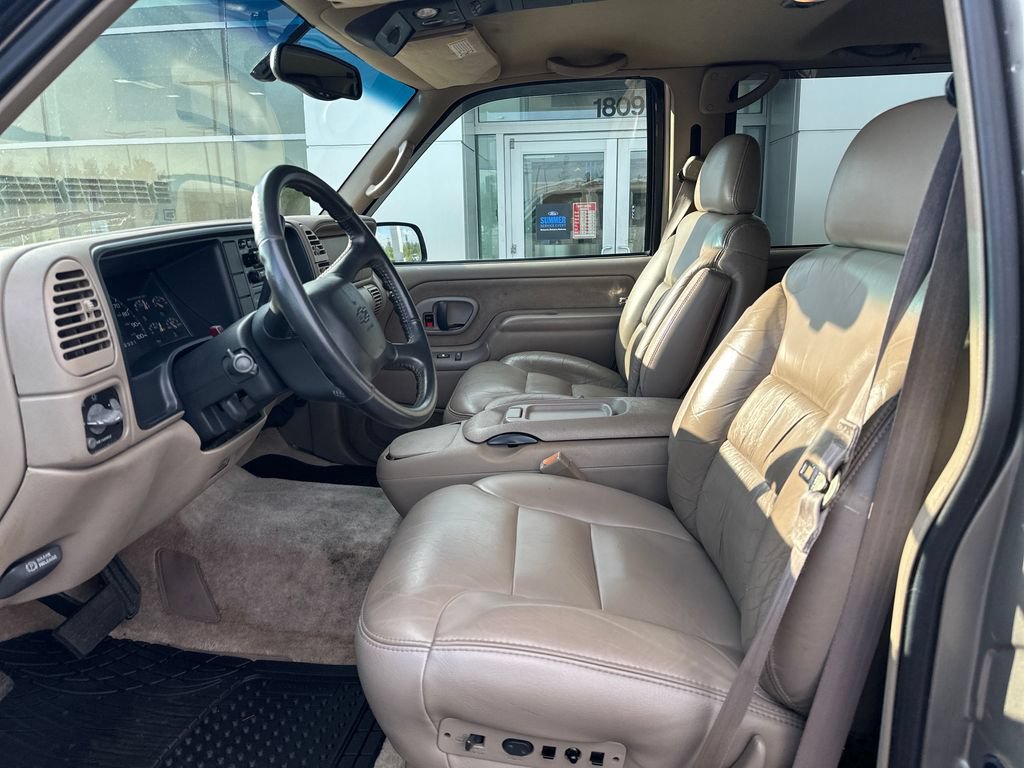 Used 1999 Chevrolet Tahoe Z71 w/ Comfort & Security Pkg AWD/4WD image 9