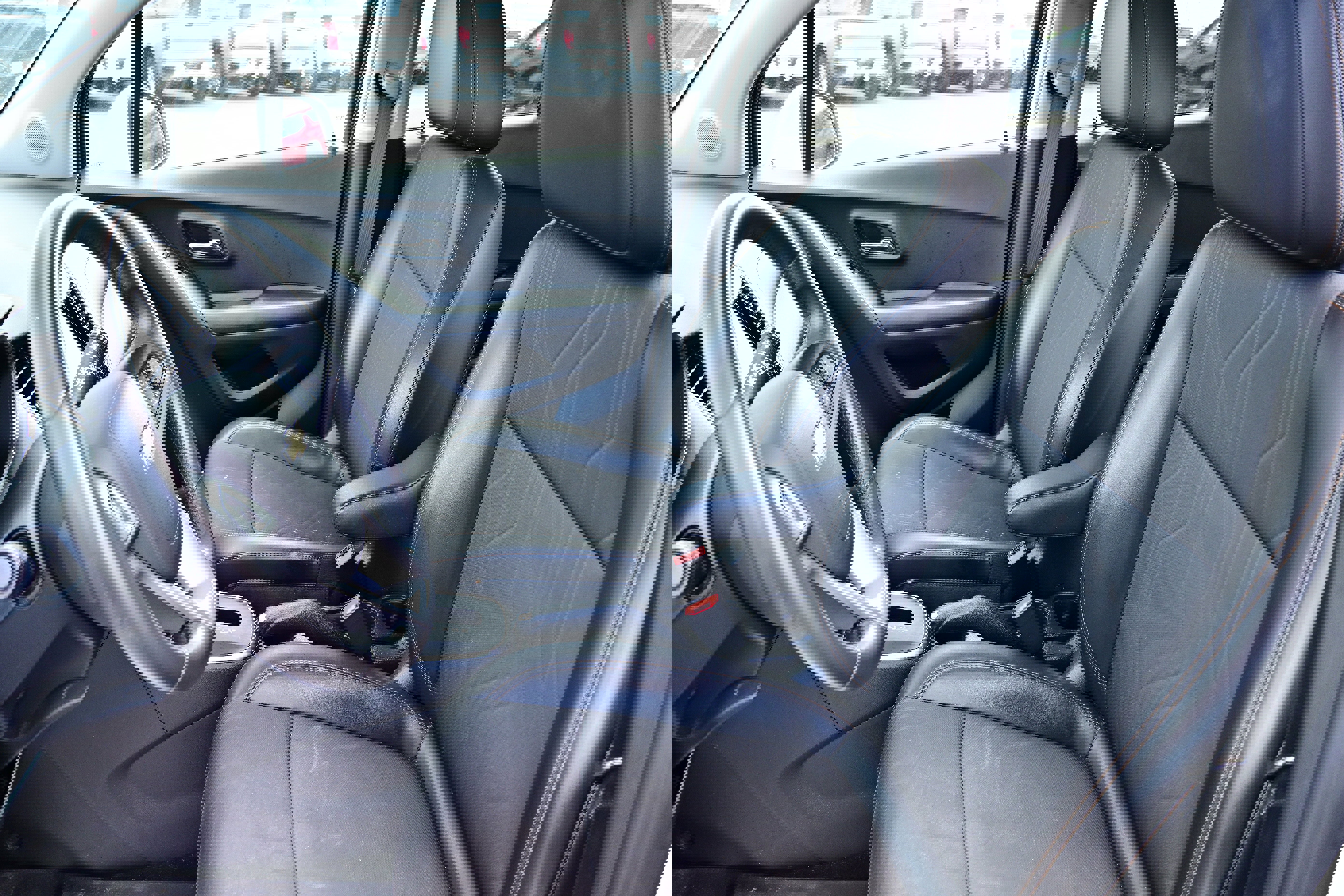 Used 2021 Chevrolet Trax LT w/ LT Convenience Package AWD/4WD image 22