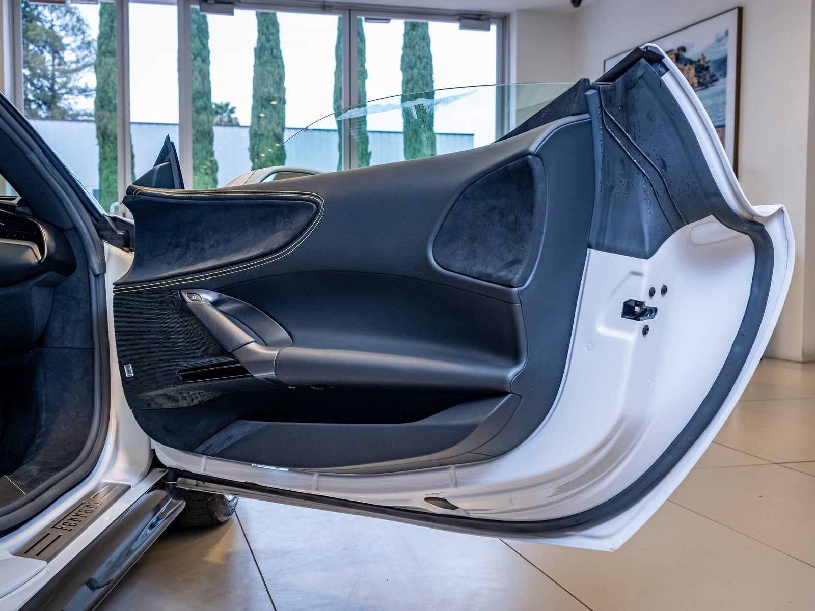 Used 2022 Ferrari SF90 Stradale image 21