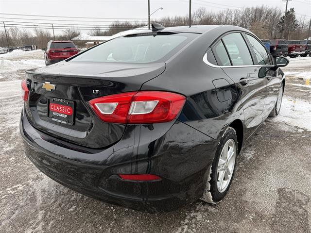 Used 2017 Chevrolet Cruze LT w/ Convenience Package image 7