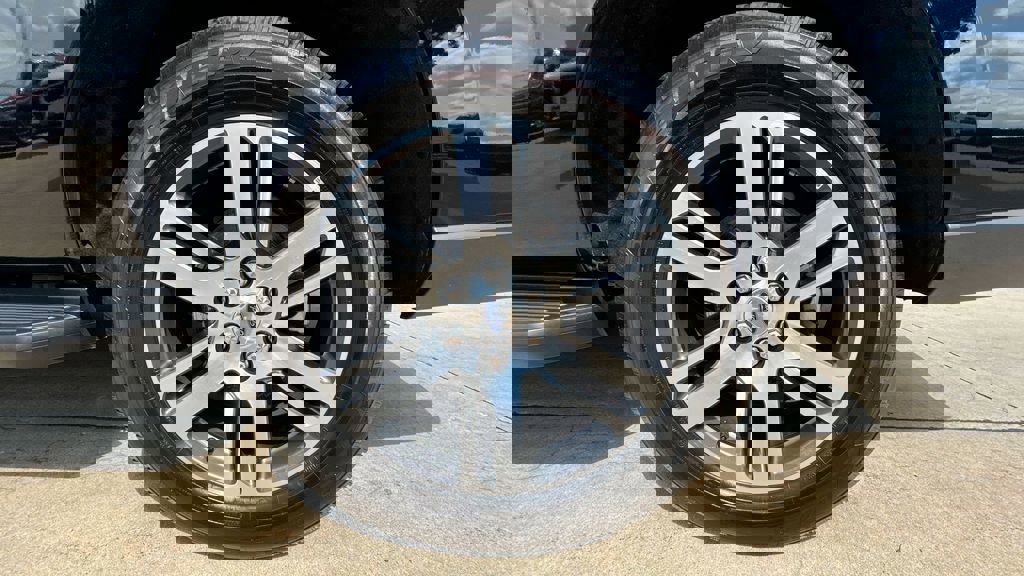 Used 2024 Ford Expedition Max Limited image 34