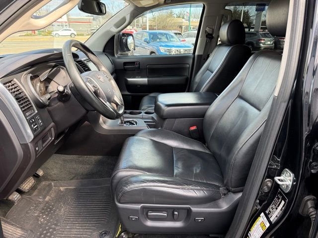 Used 2018 Toyota Sequoia TRD Sport image 12