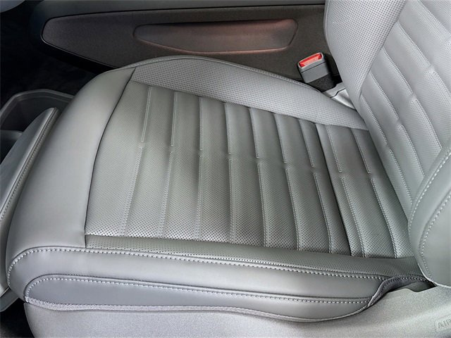 Certified 2026 Kia EV9 Land image 20