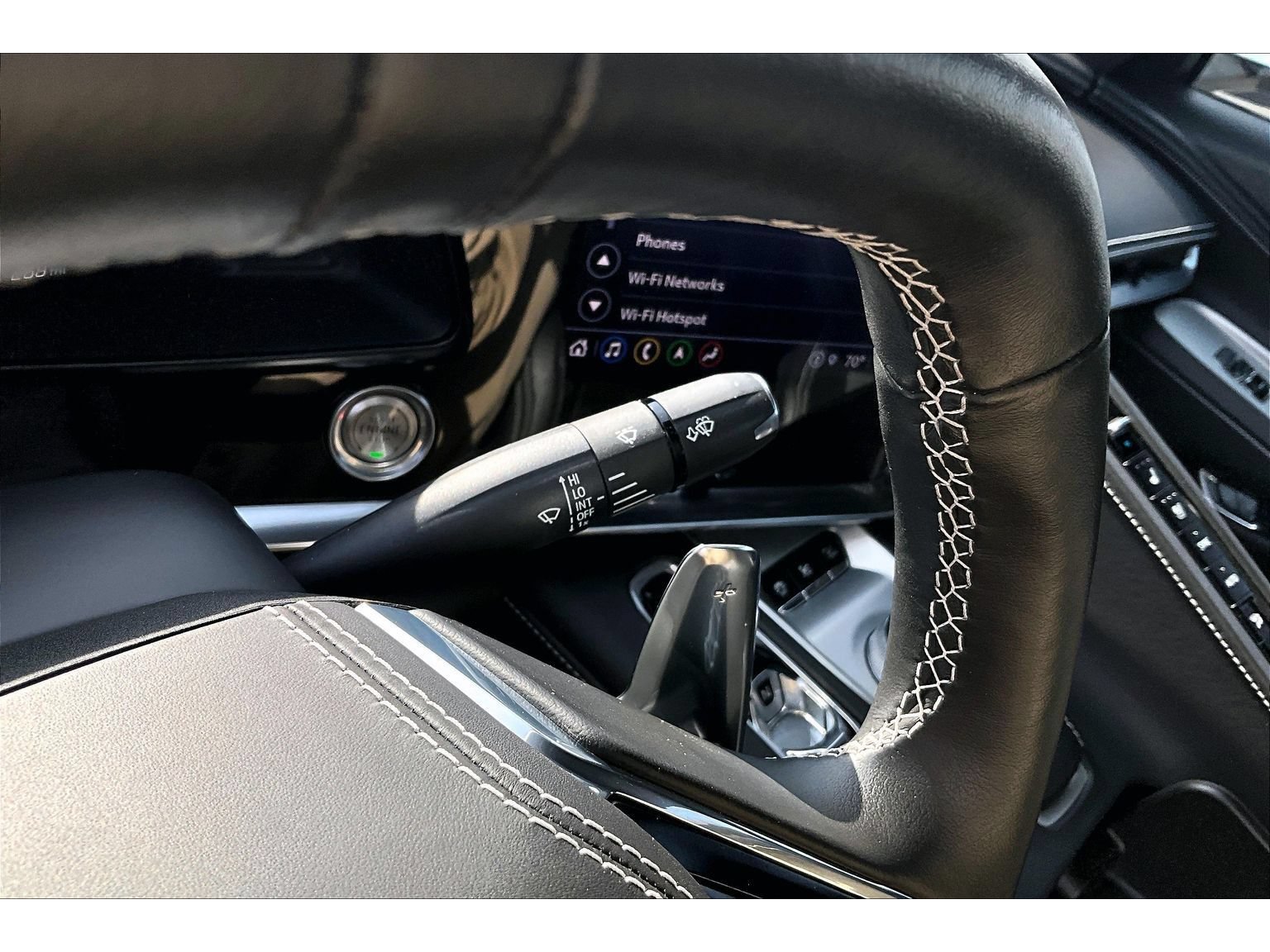 Used 2022 Chevrolet Corvette Stingray Premium Conv w/ Z51 Performance Package RWD image 20