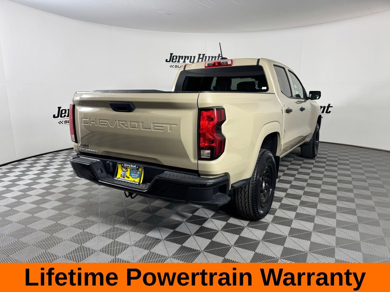 Used 2024 Chevrolet Colorado W/T image 7