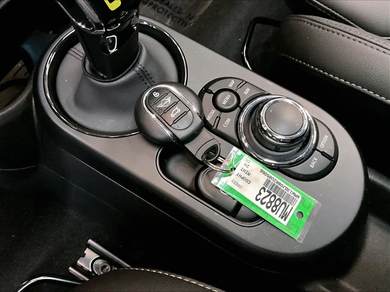 Used 2024 MINI Cooper SE FWD image 15