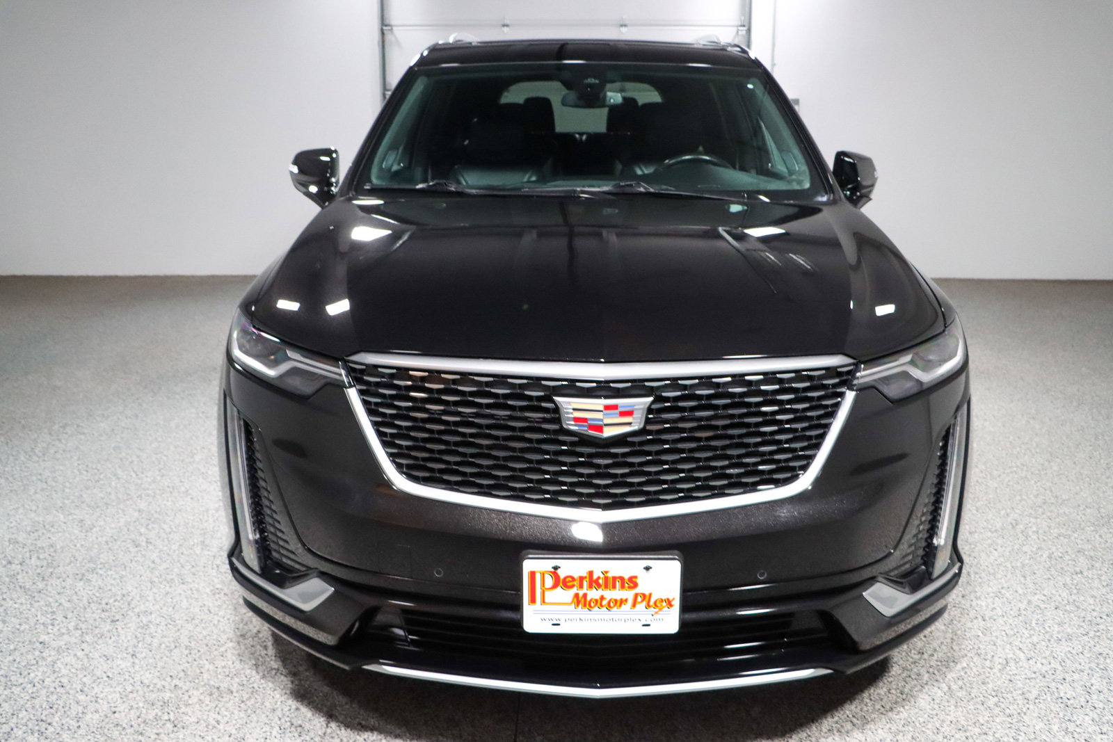 Used 2024 Cadillac XT6 Premium Luxury AWD/4WD image 4