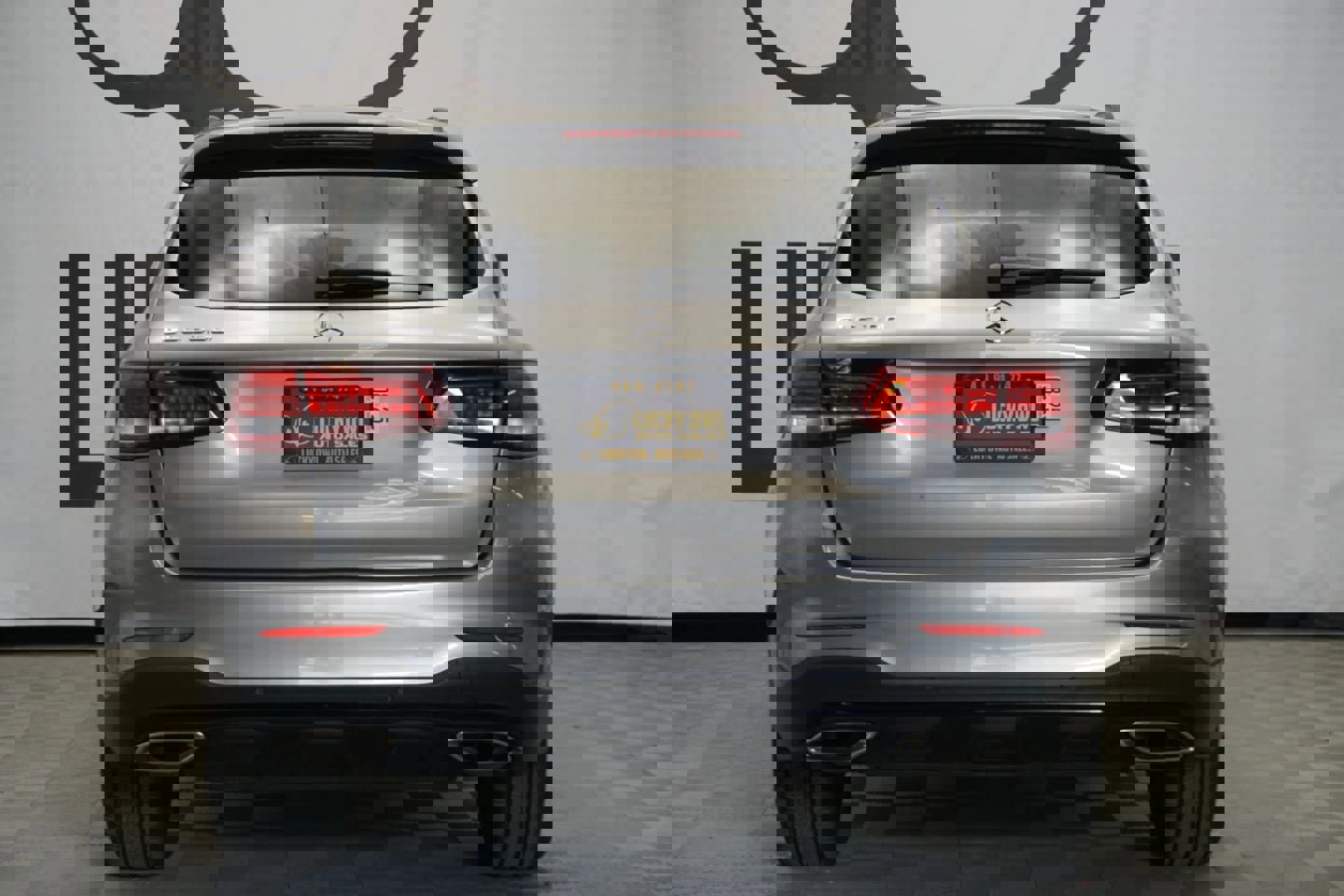 Used 2019 Mercedes-Benz GLC 300 w/ AMG Line image 6