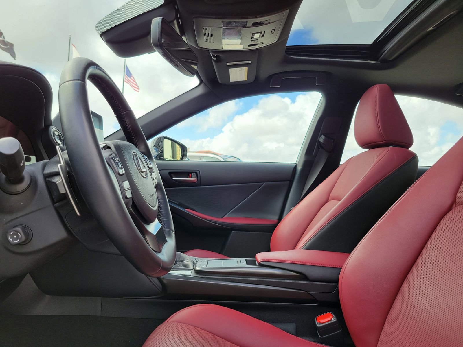 Used 2024 Lexus IS 300 w/ Premium Package image 24