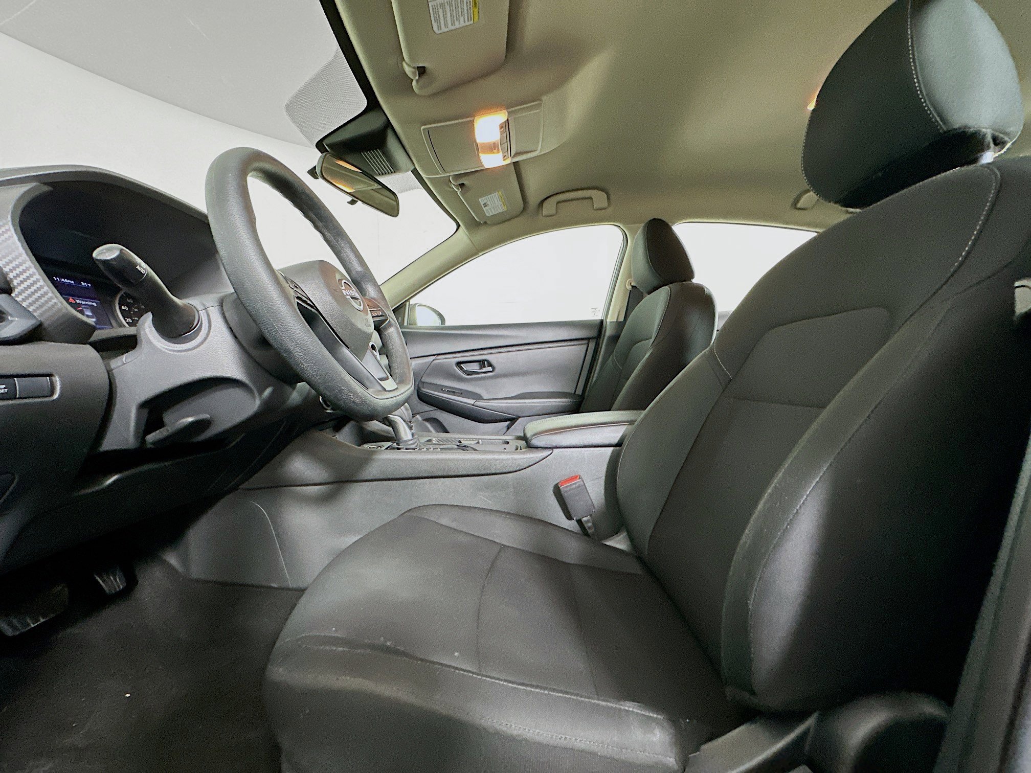 Used 2025 Nissan Sentra S FWD image 13