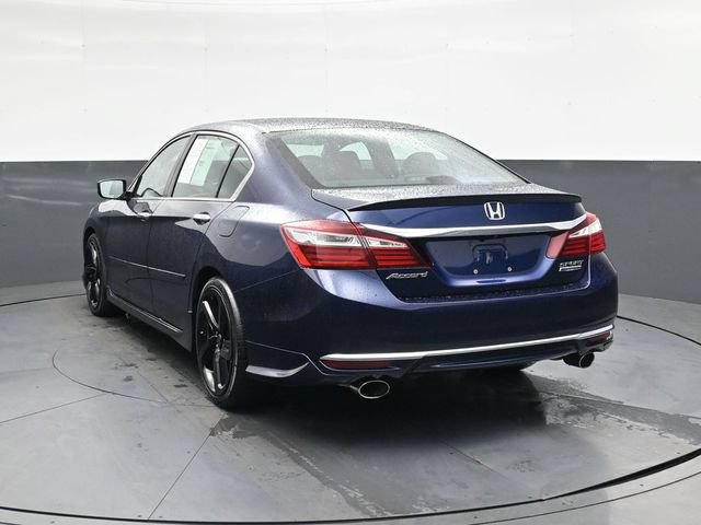 Used 2017 Honda Accord Sport Special Edition image 4