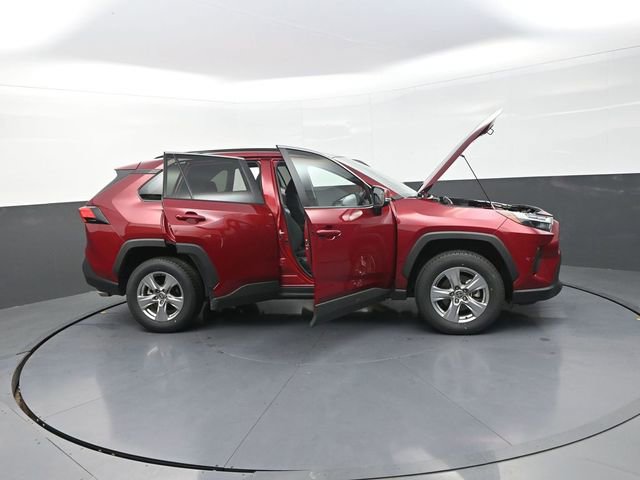 Used 2025 Toyota RAV4 XLE image 48