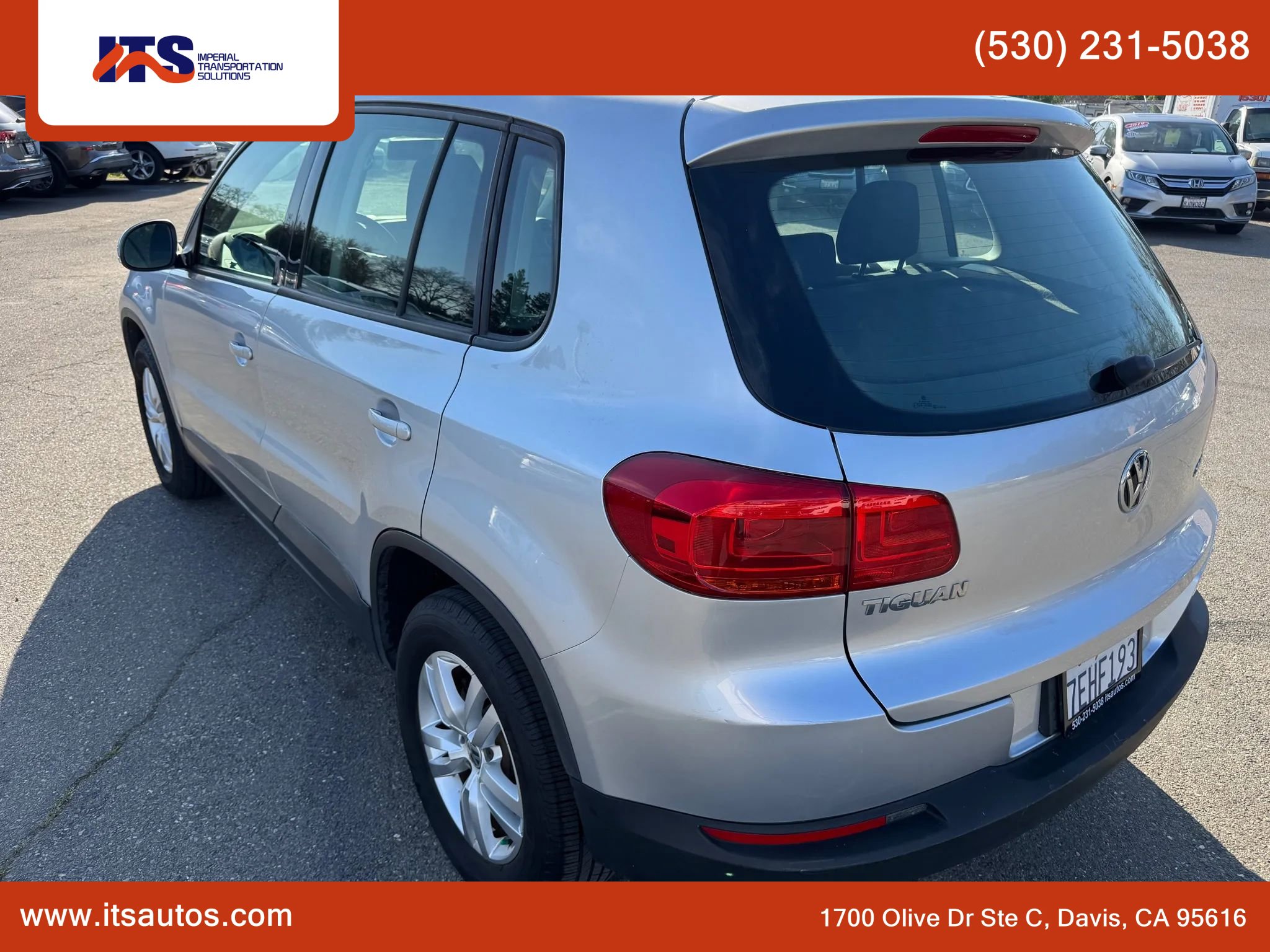 Used 2014 Volkswagen Tiguan S image 3