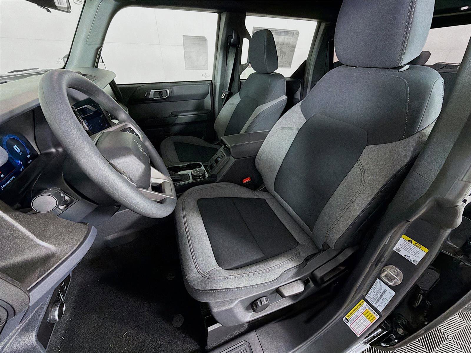 New 2025 Ford Bronco 4-Door image 11