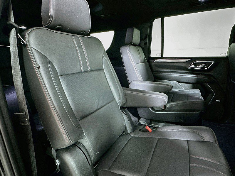 Used 2024 Chevrolet Suburban RST w/ Luxury Package AWD/4WD image 29