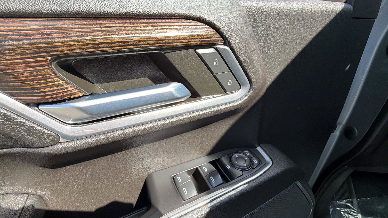 Used 2023 GMC Sierra 1500 Elevation image 16