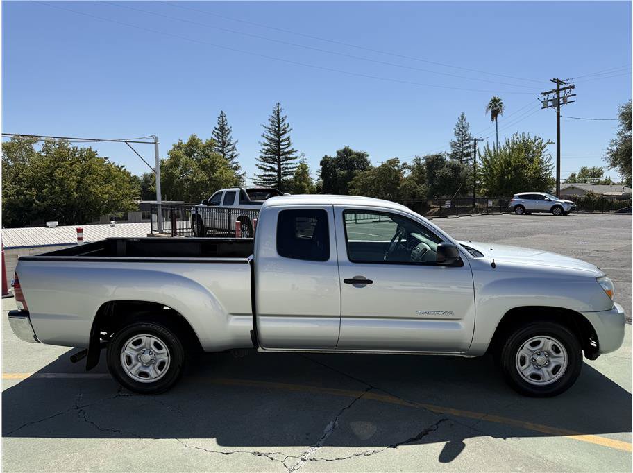 Used 2010 Toyota Tacoma 2WD Access Cab image 5