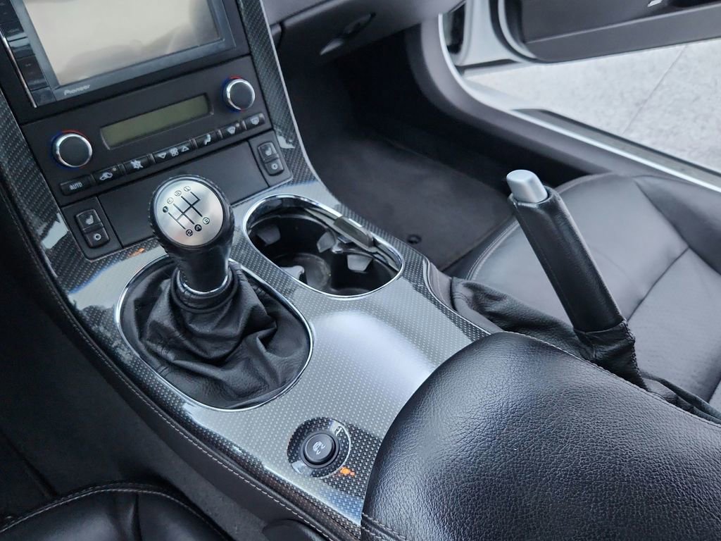 Used 2010 Chevrolet Corvette Grand Sport w/ Preferred Equipment Group RWD image 17