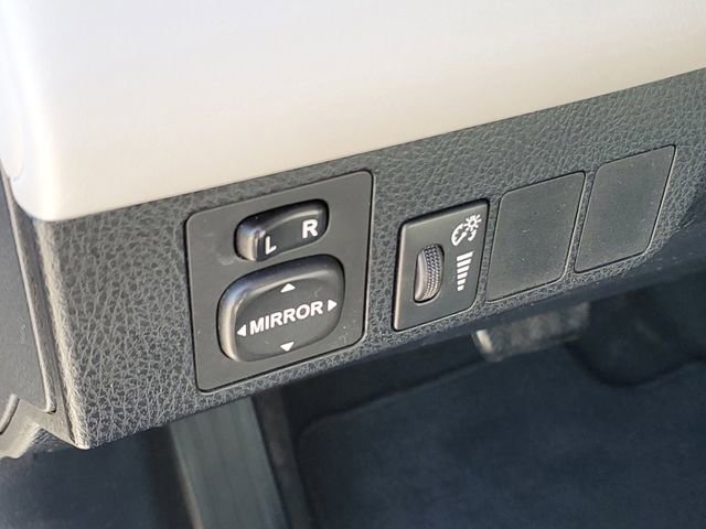 Used 2016 Toyota RAV4 XLE AWD/4WD image 20