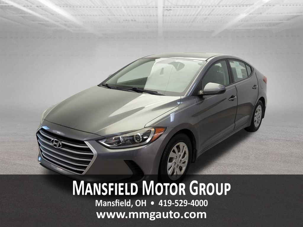Used 2018 Hyundai Elantra SE FWD image 1