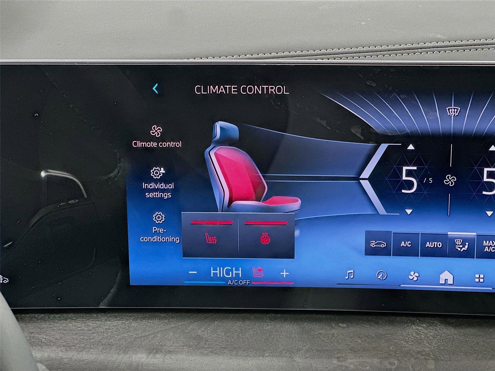 New 2026 BMW X5 xDrive40i w/ Parking Assistance Package image 20