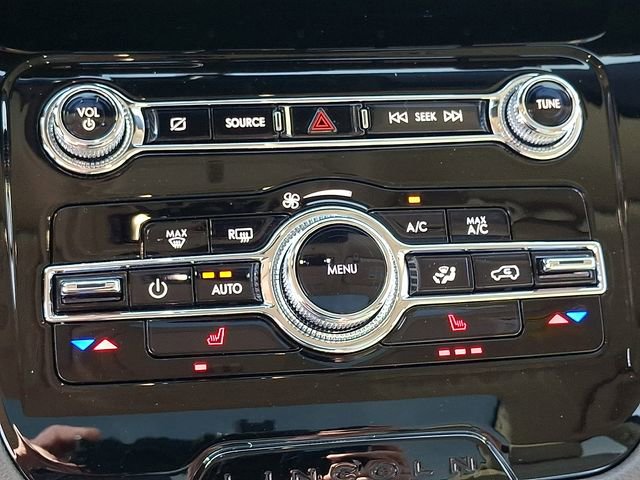 Used 2022 Lincoln Corsair Grand Touring image 16
