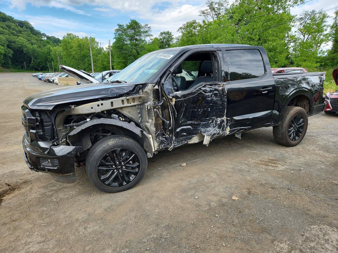 Used 2025 Ford F150 Lariat w/ Equipment Group 502A High AWD/4WD image 2