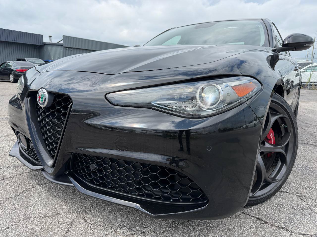 Used 2018 Alfa Romeo Giulia Ti Sport w/ Quick Order Package 22U Sport RWD image 2