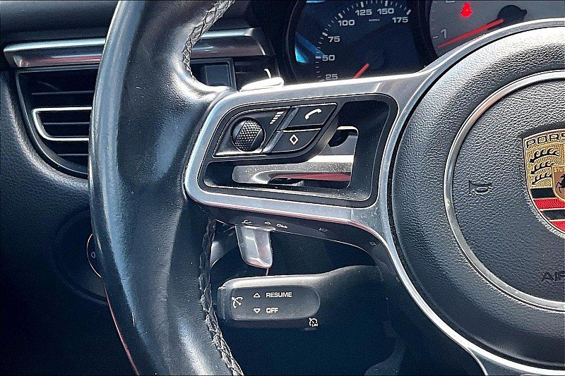 Used 2019 Porsche Macan S AWD/4WD image 16