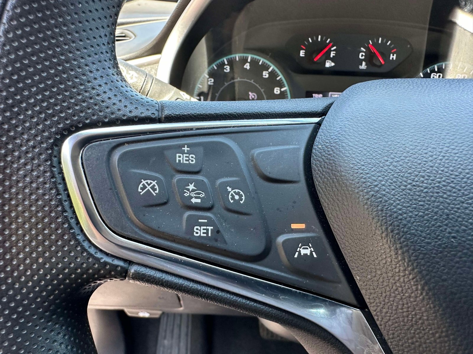 Used 2025 Chevrolet Malibu LT FWD image 16