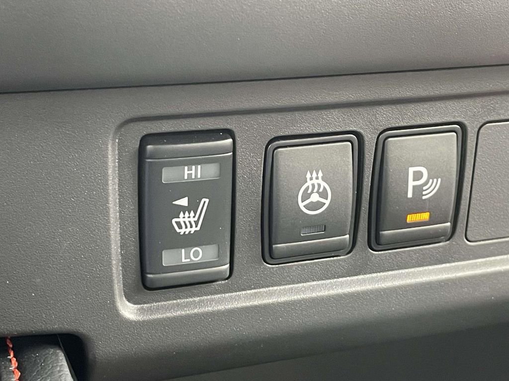 Used 2026 Nissan Frontier PRO-4X w/ Pro-4x Convenience Package image 18