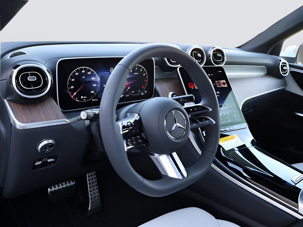 Certified 2025 Mercedes-Benz GLC 300 4MATIC image 19