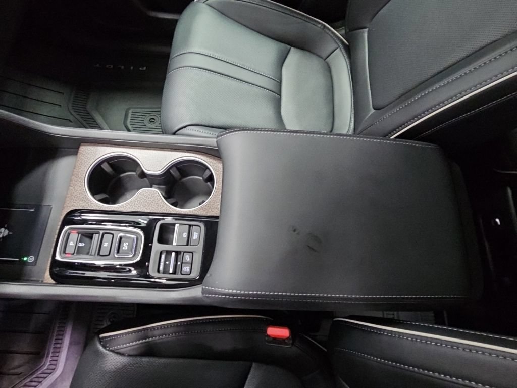 Used 2026 Honda Pilot Elite image 23