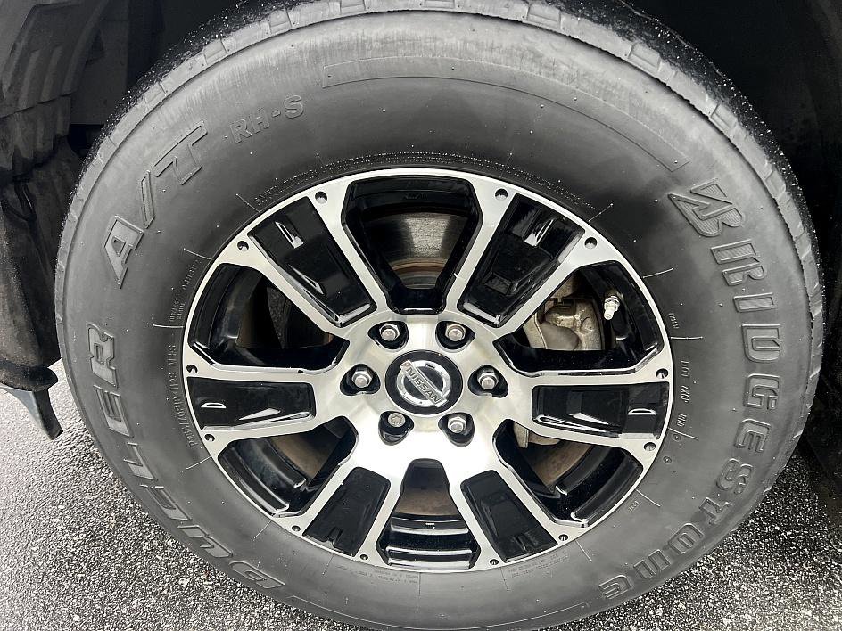 Certified 2021 Nissan Titan SV w/ SV Convenience Package image 6