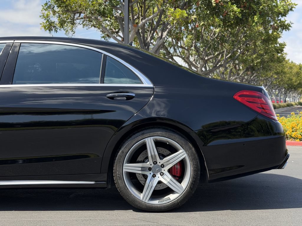 Used 2015 Mercedes-Benz S 63 AMG 4MATIC Sedan image 8
