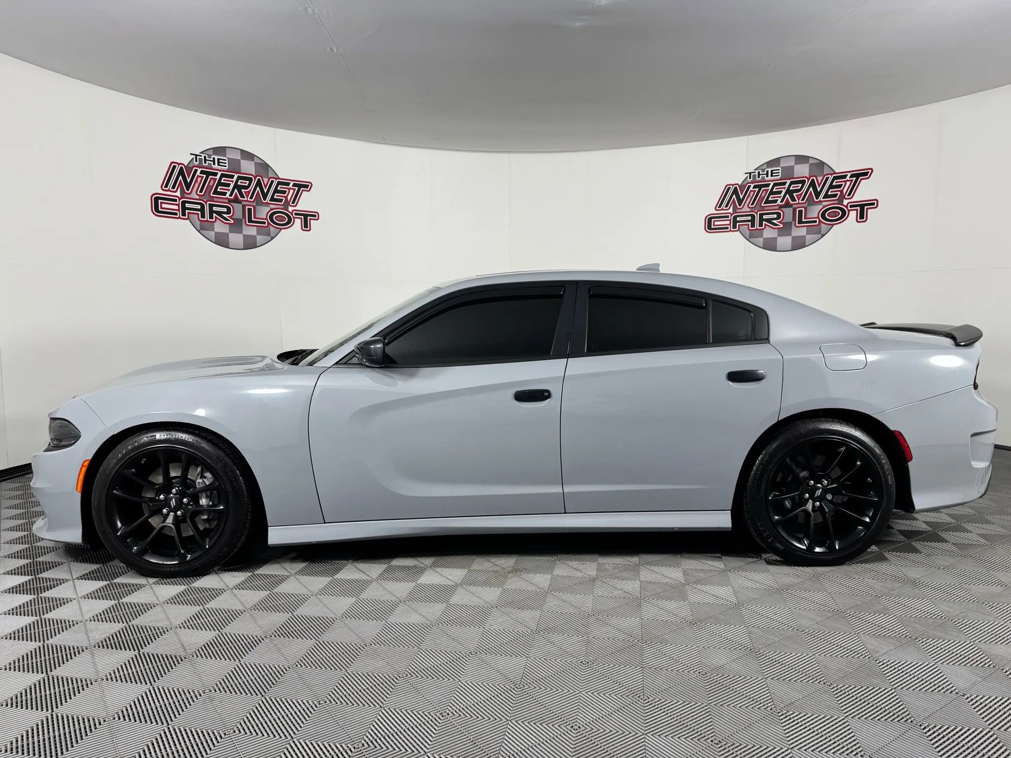 Used 2022 Dodge Charger Scat Pack w/ Navigation & Travel Group image 4