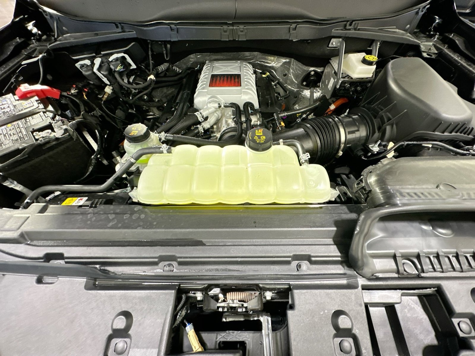 New 2025 Ford F150 Raptor w/ Equipment Group 803A Raptor R image 41