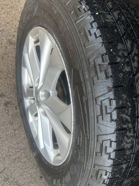 Used 2016 Nissan Rogue SV w/ SV Premium Package image 5