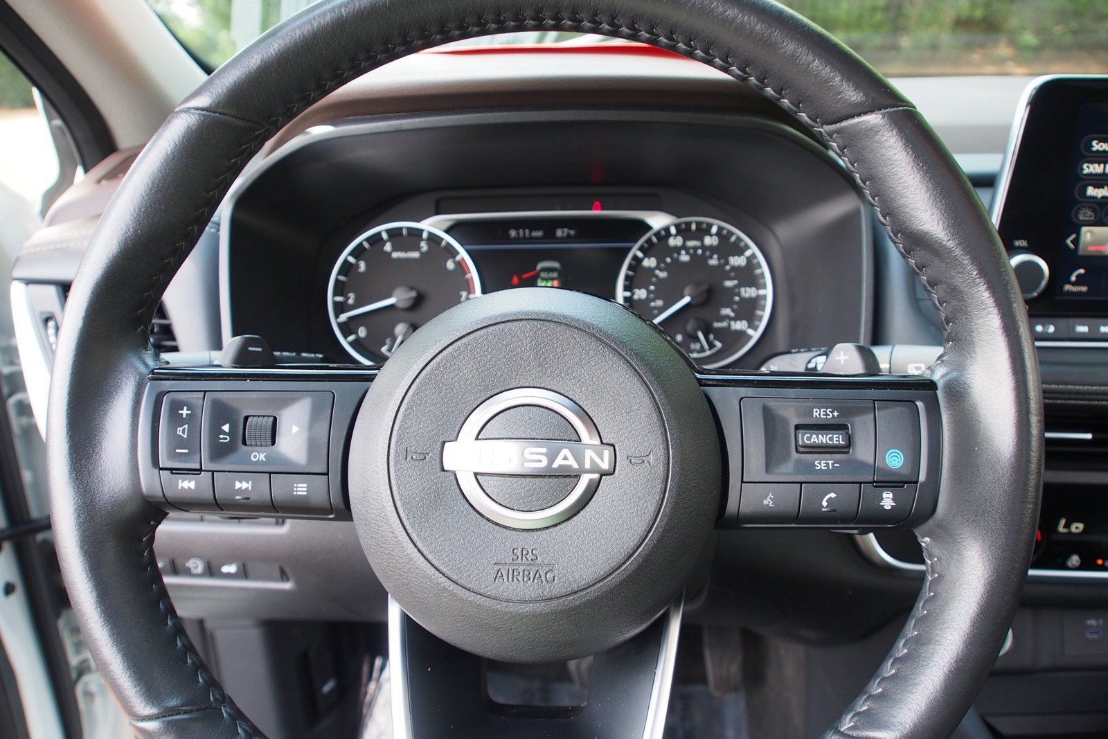 Used 2023 Nissan Rogue SV w/ SV Premium B Package FWD image 23