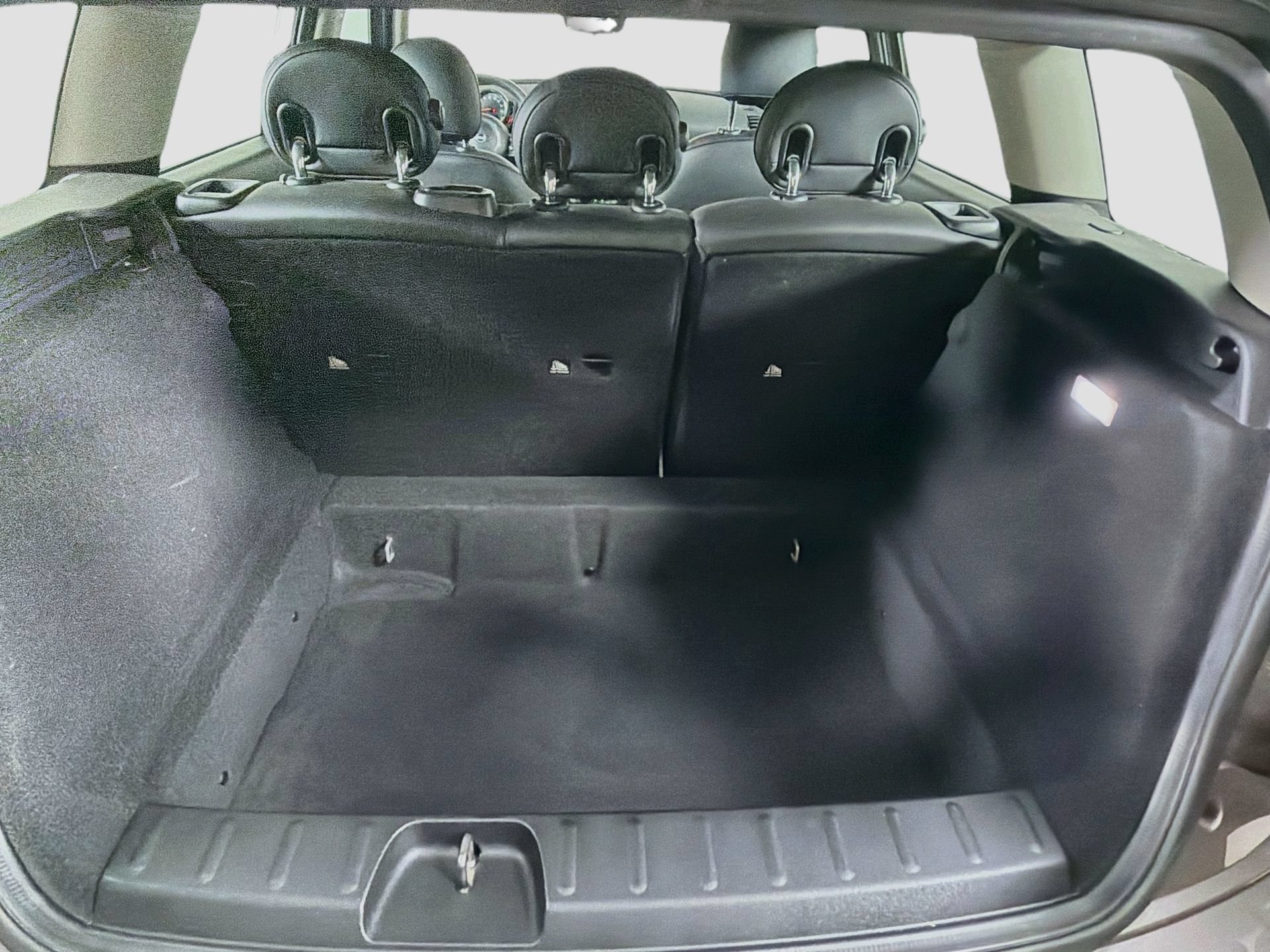 Used 2019 MINI Cooper Clubman ALL4 AWD/4WD image 25