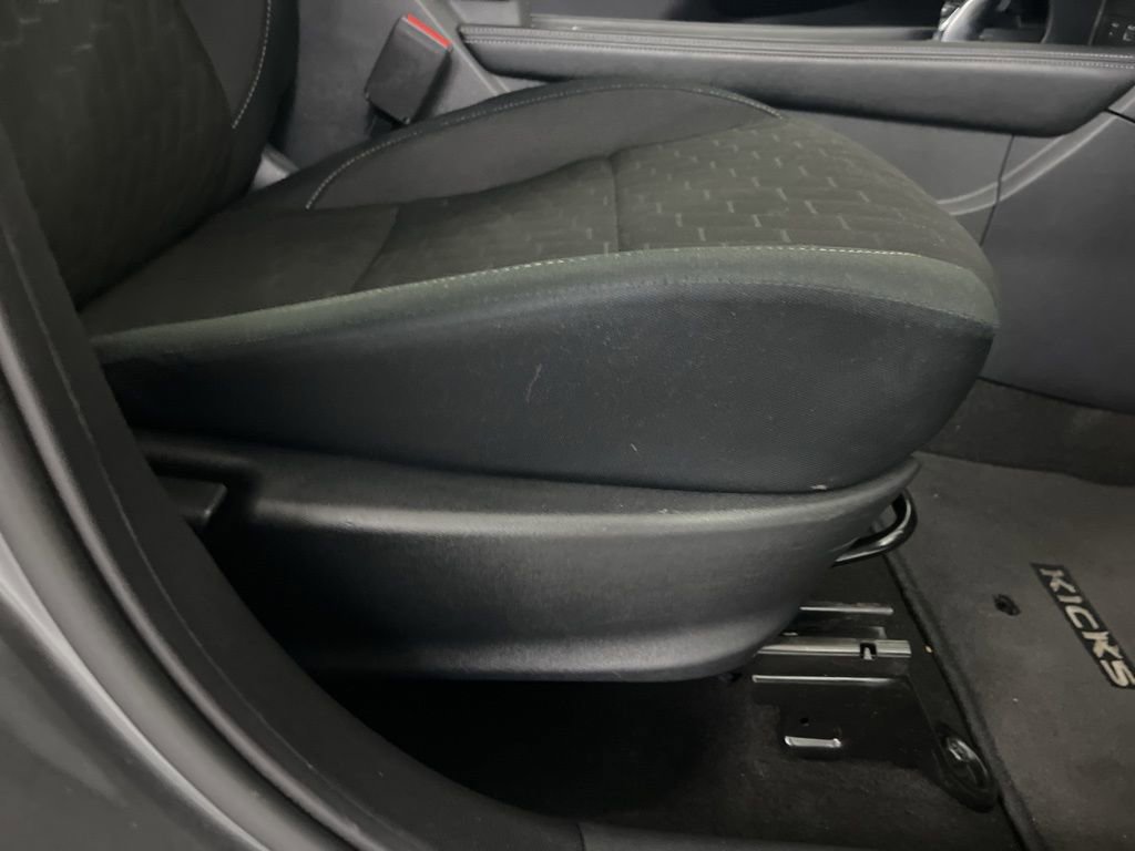 Used 2024 Nissan Kicks SV image 56