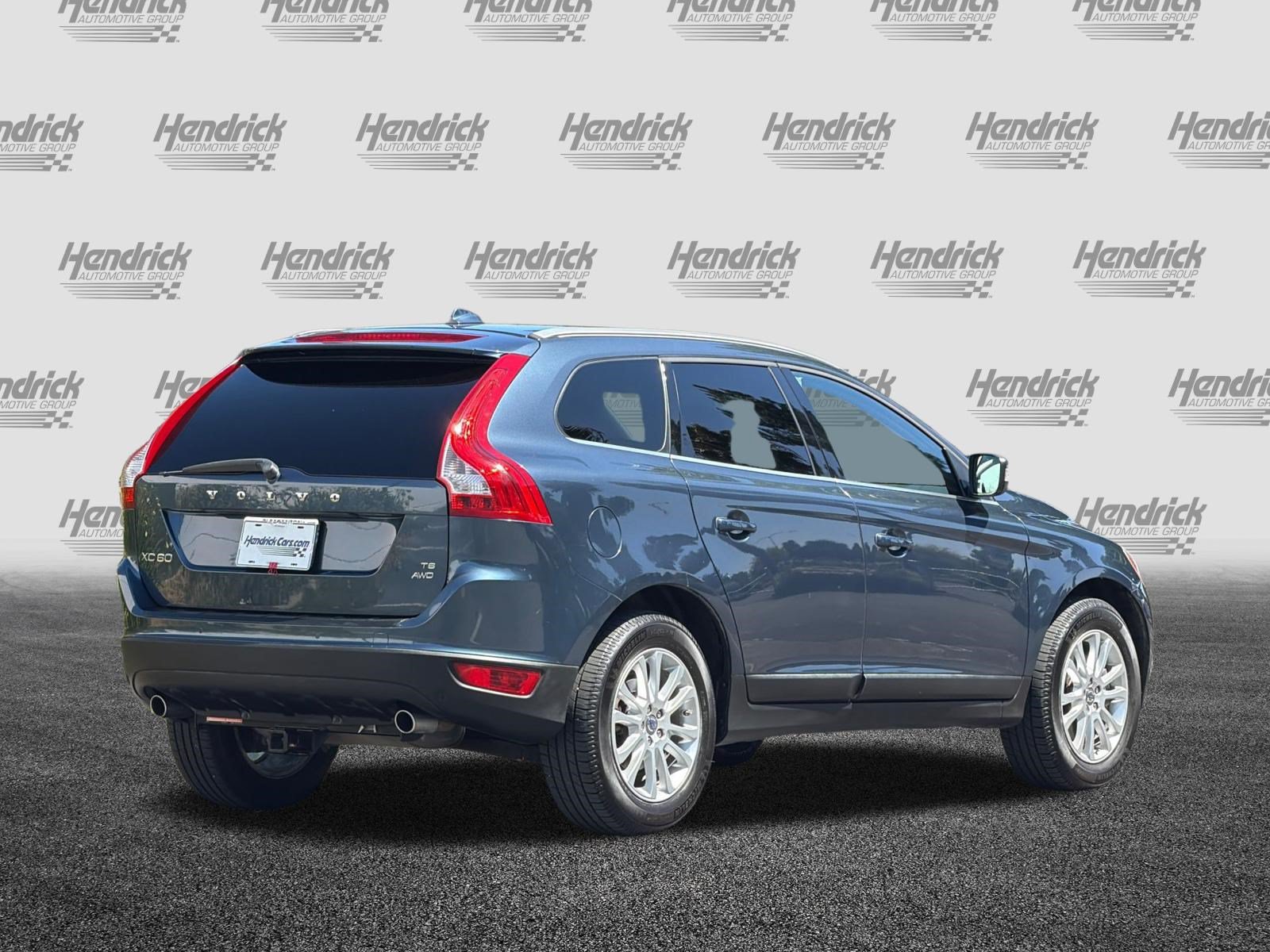 Used 2010 Volvo XC60 T6 AWD/4WD image 5