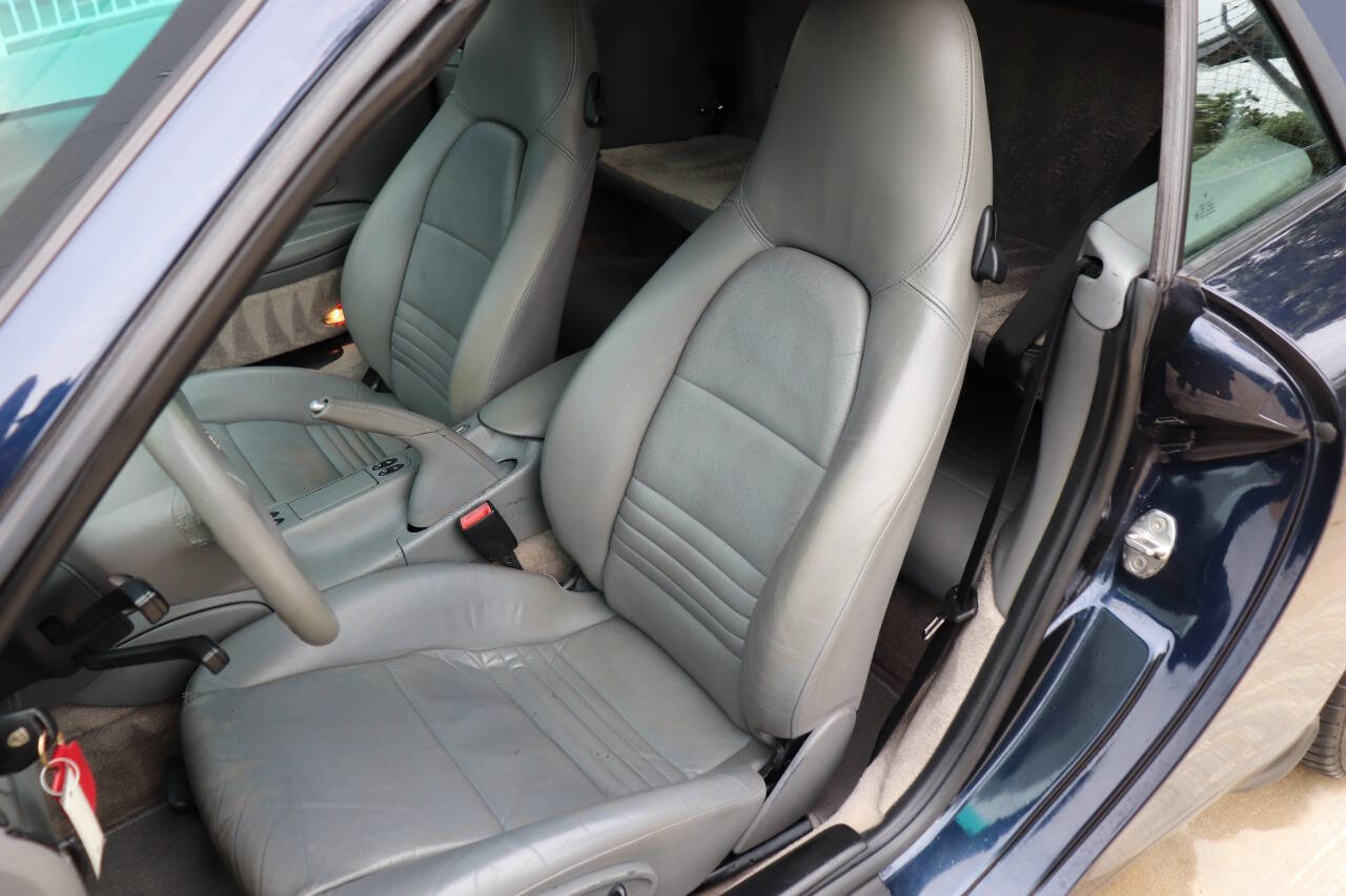 Used 2003 Porsche 911 Carrera image 19
