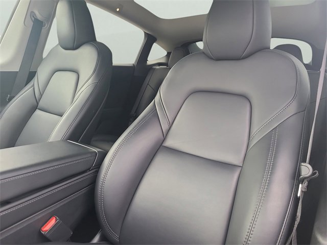 Used 2023 Tesla Model Y Long Range image 23