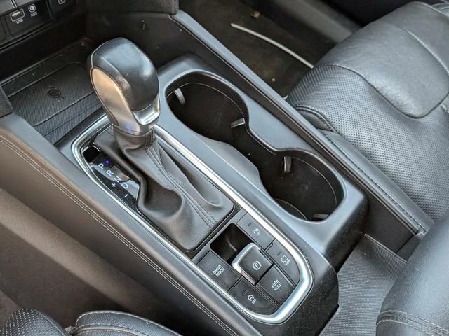 Used 2020 Hyundai Santa Fe Limited image 24