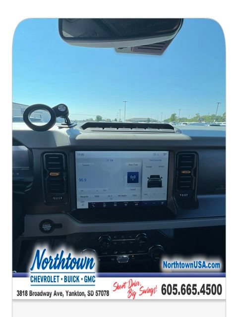 Used 2023 Ford Bronco Badlands AWD/4WD image 16