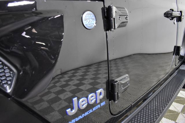 Used 2024 Jeep Wrangler High Altitude AWD/4WD image 42