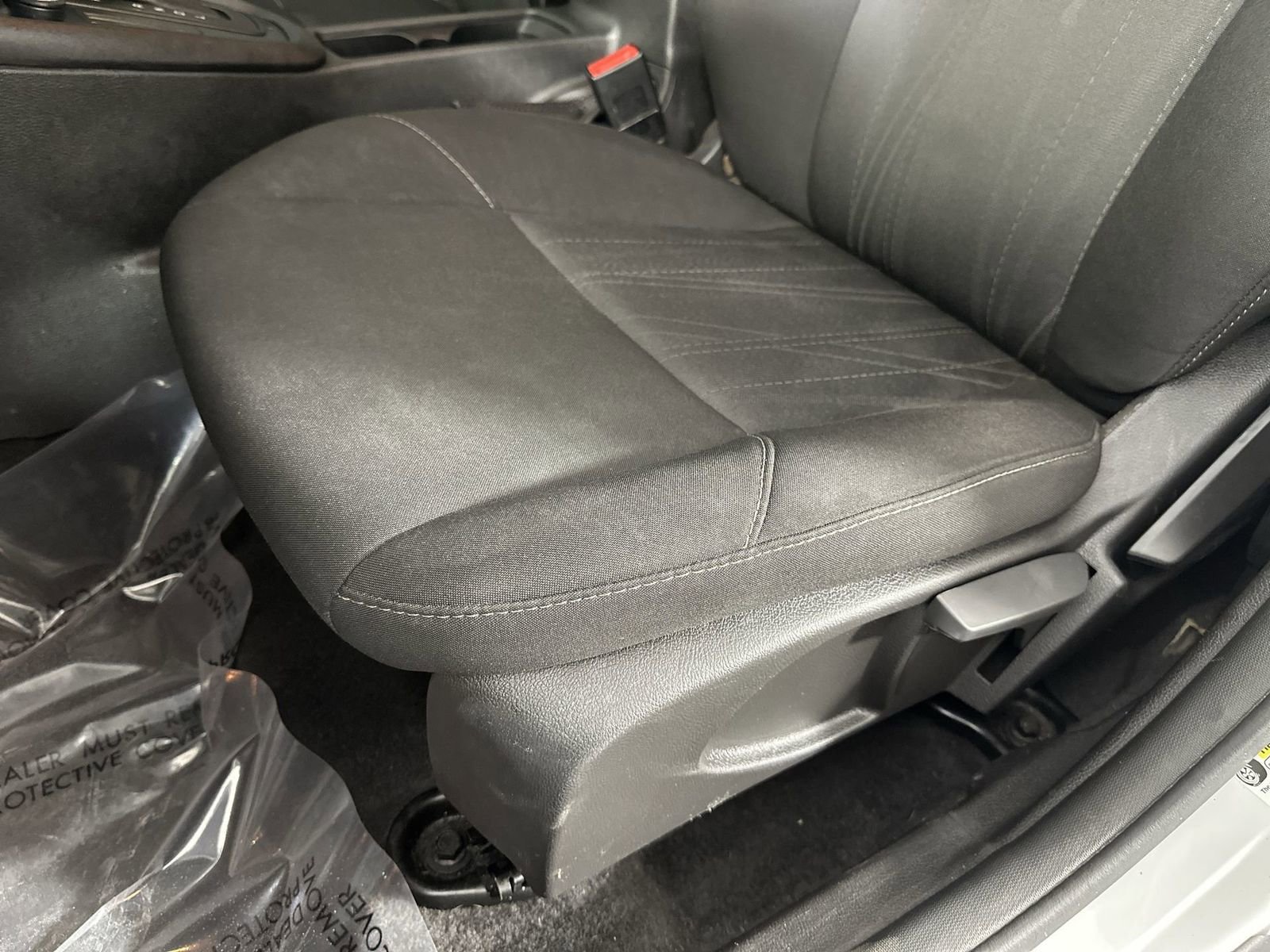 Used 2018 Ford Focus SE FWD image 12