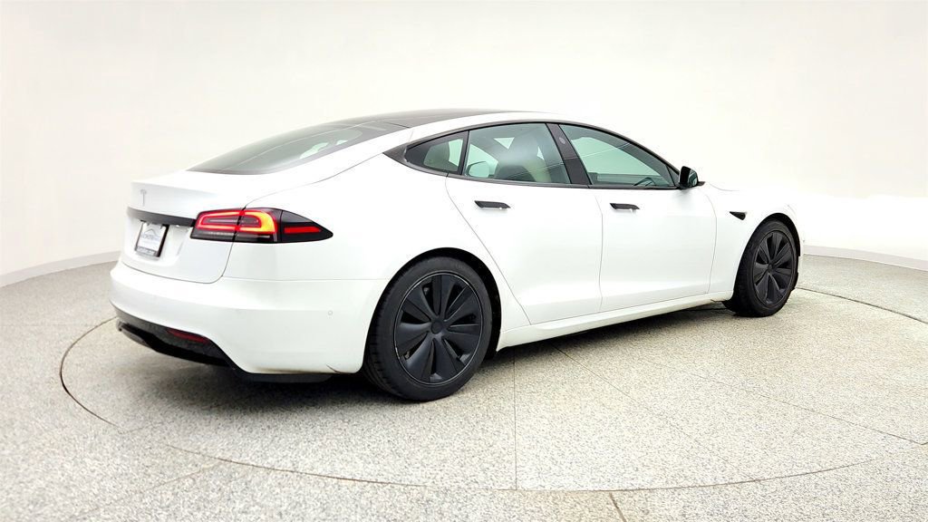 Used 2023 Tesla Model S image 5